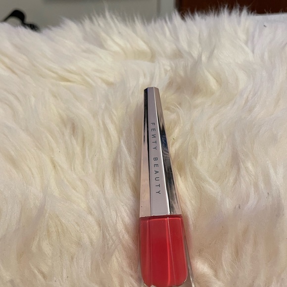Fenty Lip - Picture 2 of 3